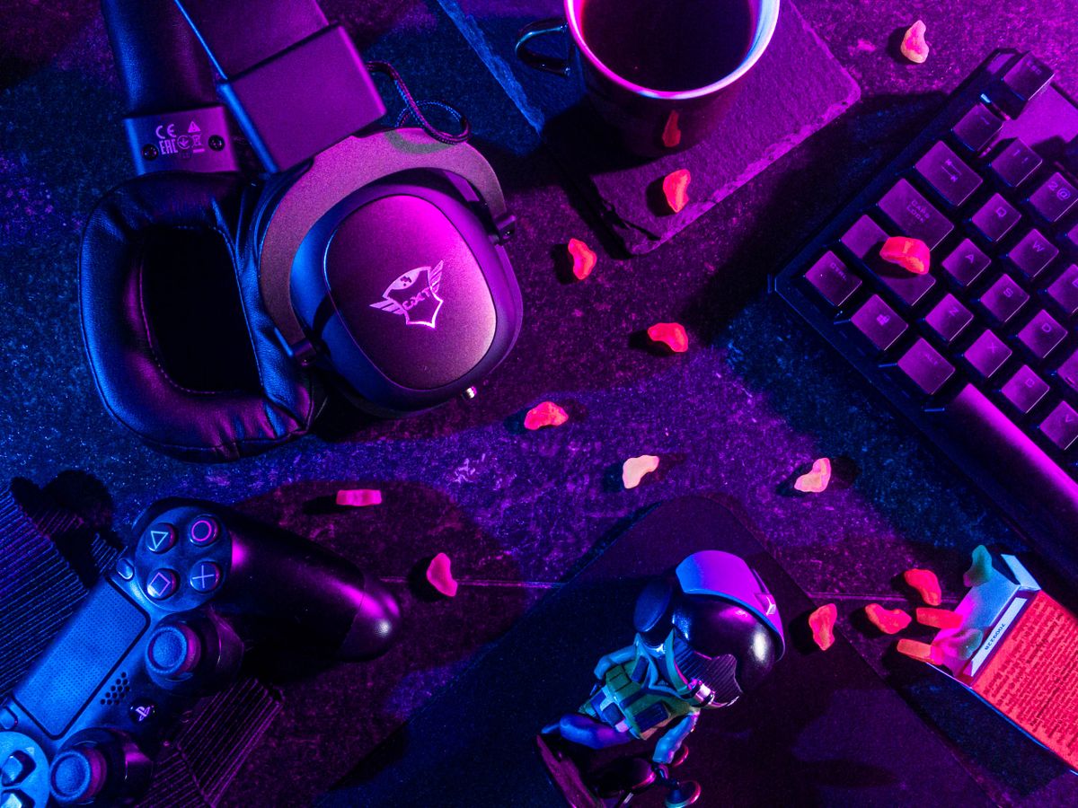 Two people gaming on laptops together